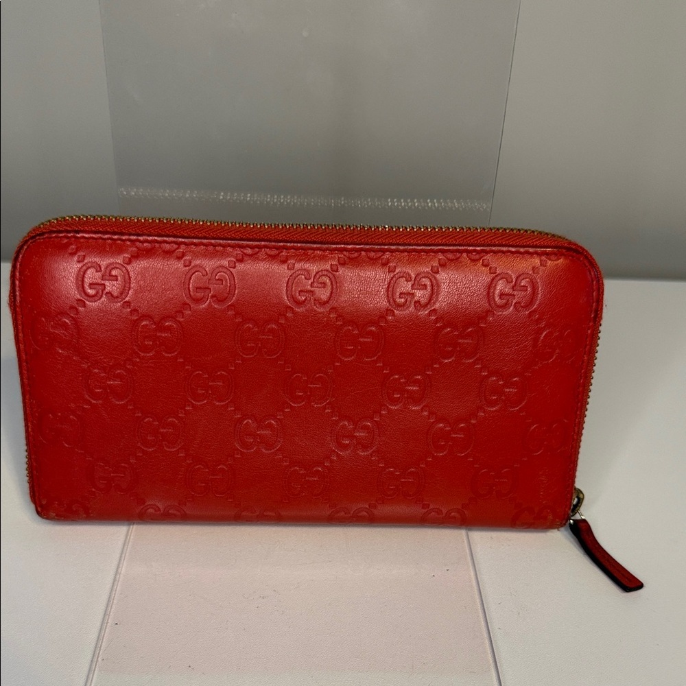 Gucci Guccissima Zip-around Leather Wallet